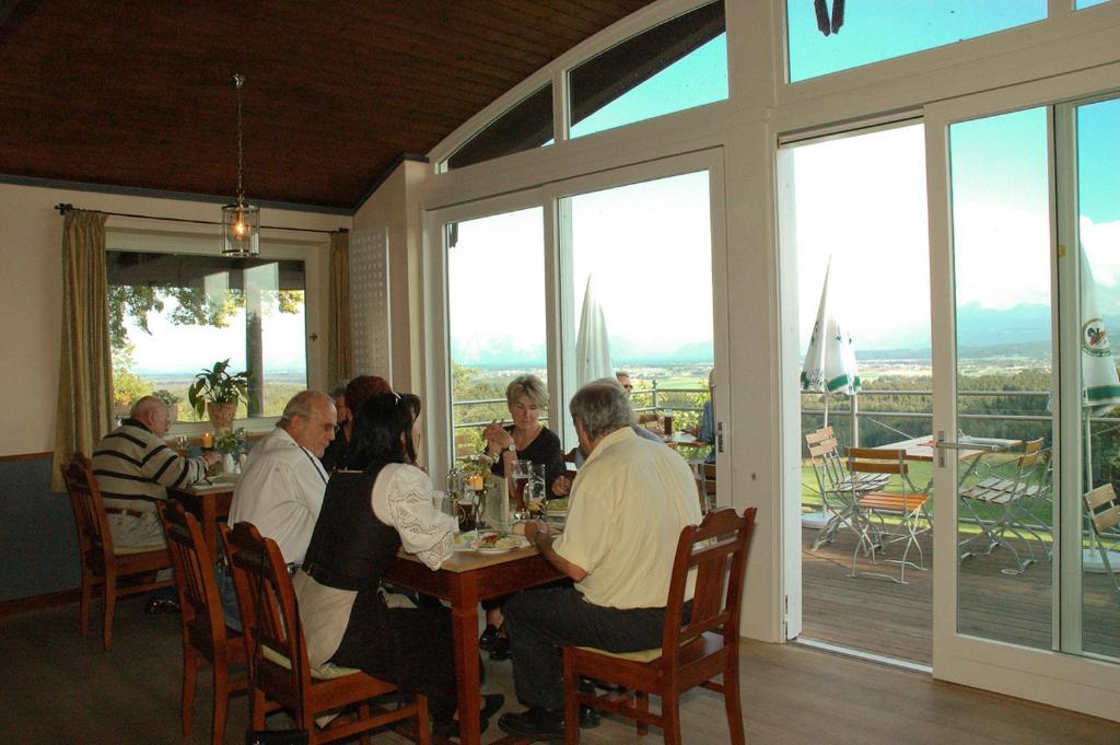 Hotel Zur Schonen Aussicht Feldkirchen-Westerham Buitenkant foto